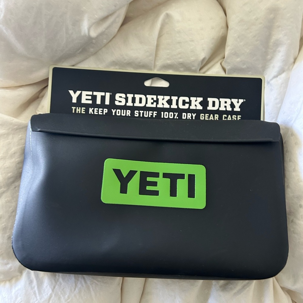 Yeti sidekick brand new with tags Canopy green